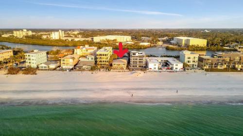 Independence Square Apartment | Stones Throw Beachside Bungalow #1 ON THE BEACH