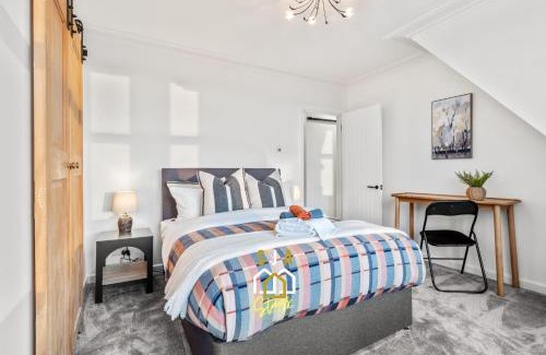 Stonehaven Apartment | Stoney Stay - SJA Stays - Modern 2 Bed Apartment