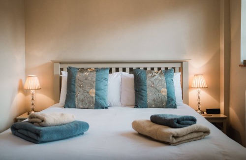 Christchurch House | Stoodleigh Court Coach House B&B