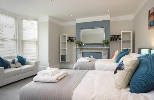 Southsea Apartment | Stopover at ORCHARD GARDEN APARTMENT with great outdoor space