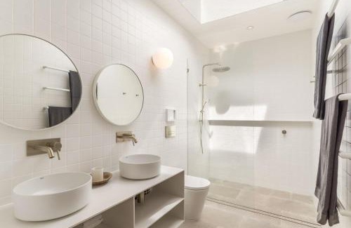 Bangalow House | Storm Cabin