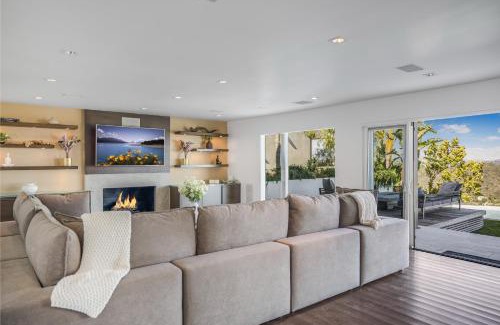 Bel Air Apartment | Stradella View