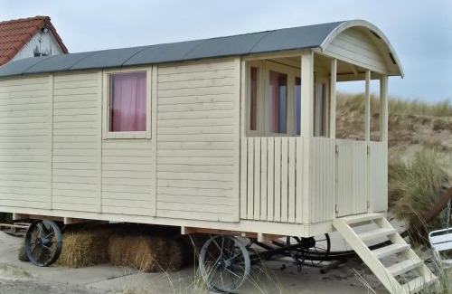 Municipality of Terschelling Hotel | Strandhotel Terschelling B&B
