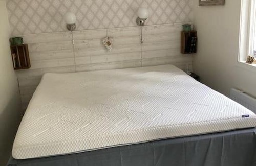 Mellbystrand House | Strandnära mysig stuga med generösa utvändiga ytor