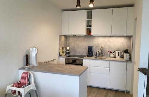 Rettin Apartment | Strandnahe Ferienwohnung mit Terrasse