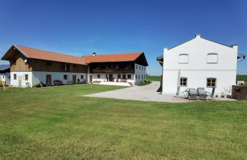 Neumarkt-Sankt Veit Apartment | Strass4