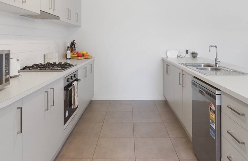 Grovedale Apartment | Stratford Stay in Geelong