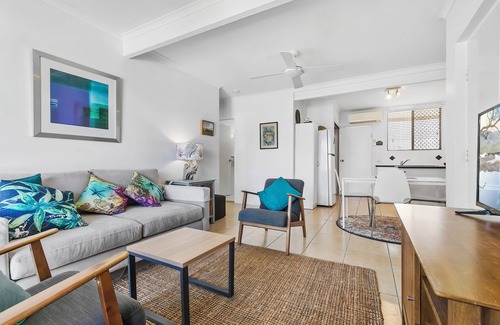 Bongaree Apartment | Strawberry Fields