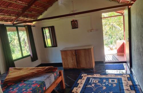 Virarajendrapet House | Stream side