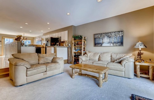 Frisco Condo | Streamside 333A