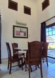 Gua Villa | Striatus by Holiday Pool Villa A'Famosa Resort