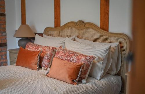 Tirabad House | Stud Farm House