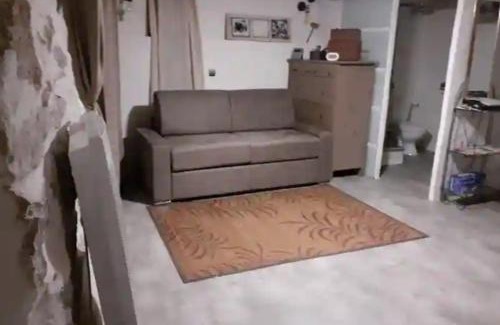 Vins-sur-Caramy Apartment | Studio à côté Brignoles