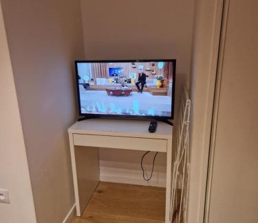 Orsay Apartment | Studio à côté du RER Le Guichet à Orsay (Paris Scalay)