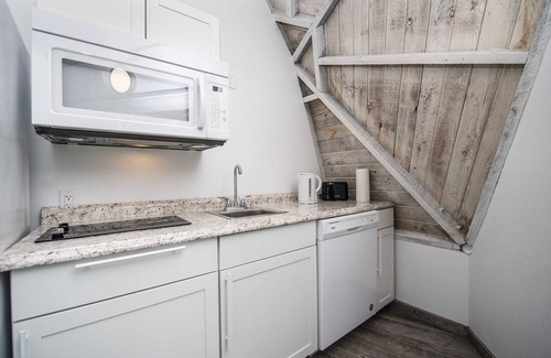 Clermont Apartment | STUDIO 01 - Lake Sumner