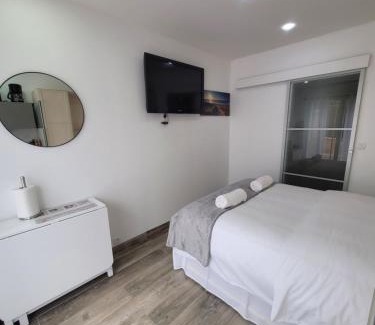 La Trinite House | Studio 1 à La Trinité proche de Nice, Monaco et l'Italie