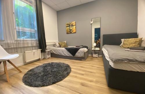 Zentrum-Ost Apartment | Studio 1 mit Gemeinschaftsräumen, Tiefgarage
