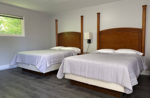 Cobourg Hotel | Studio 1 Motel