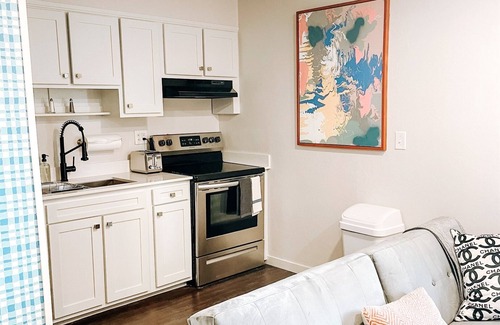Midtown Apartment | Studio #10 Modern Studio in OKC's Vibrant Midtown!