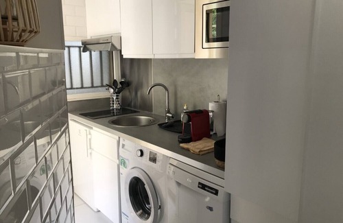 Cannes Apartment | Studio 100 meters from the Croisette and beaches.