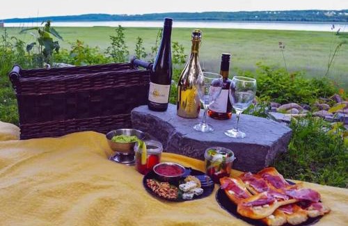 Ste Anne de Beaupre Apartment | Studio 12 - 2 min du Bord de l'eau Foyer & Barbecue