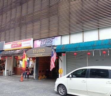 Seksyen 14 Apartment | Studio 14 Vacation with Pool in Shah Alam City