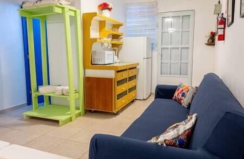 Esperanza Apartment | Studio #2 Yabisi with Garden - Guayacan Guesthouse