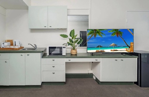 North Ward House | Studio 211-seaside Serenity: Your Perfect Retreat