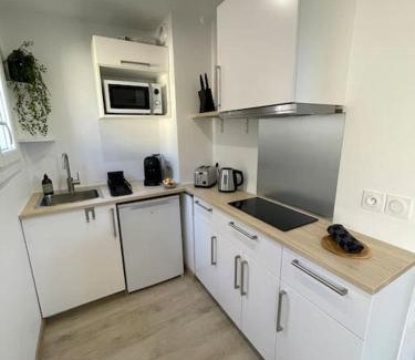 Cote Pavee Apartment | Studio 27m² sur la Côte Pavée avec parking privé
