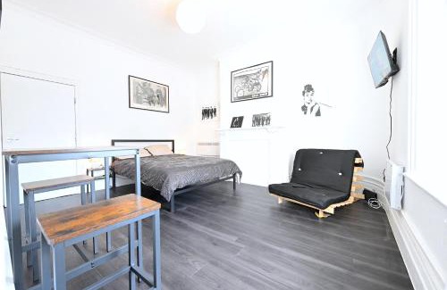 Hackney Apartment | Studio 3
