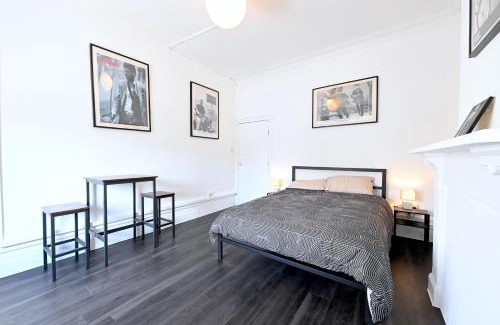 Hackney Apartment | Studio 3