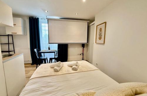 Limoges Apartment | Studio 4 - Cinéma Sport Parking - DABNB