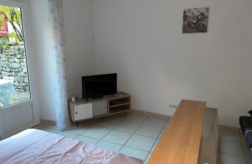 Clairvaux-les-Lacs Apartment | Studio 4 couchages avec terrasse proximité du lac