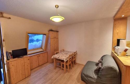 Saint-Michel-de-Chaillol Apartment | Studio 4 Pers avec Terrasse et Jardinet - Ski et Randos à Pied - Animaux Admis - FR-1-393-164
