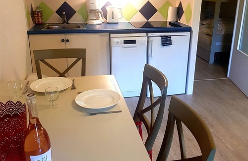 Valescure Apartment | Studio 4 people air-conditioned ground floor