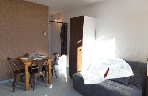 Piau Engaly Apartment | Studio 4 pers avec balcon, Piau-Engaly - Sud, TV, Lave-vaisselle, Lave-linge, Casier à skis - FR-1-457-258