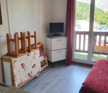 Puy-Saint-Vincent Apartment | studio 4 pers Puy-Saint-Vincent 1700