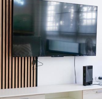 El Palo Apartment | Studio 5 mins from El Palo Beach WiFi & AC