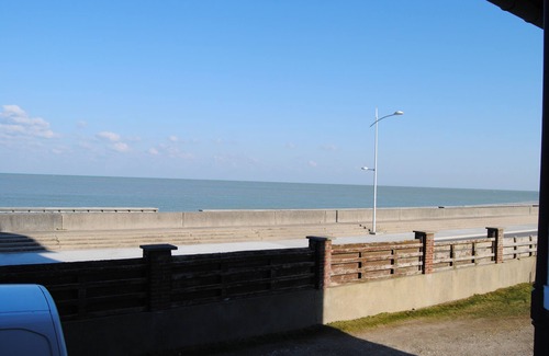 Veulettes-sur-Mer Apartment | !Studio 50 meters from the sea, with an exterior ! 38 €/Night and 50 €/Night in summer