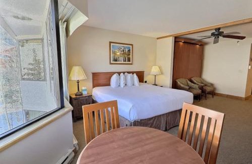 Crested Butte House | Studio 521 Perfect Location with Pool and Hot Tub