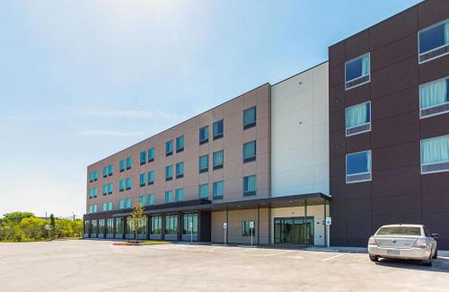 Montopolis Hotel | Studio 6 Austin Airport