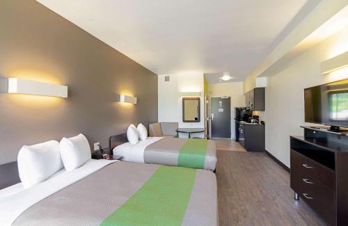Montopolis Hotel | Studio 6 Austin Airport