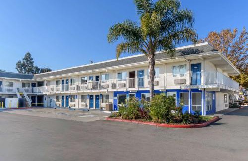 Hayward Hotel | Studio 6 Hayward, CA Silicon Valley Gateway