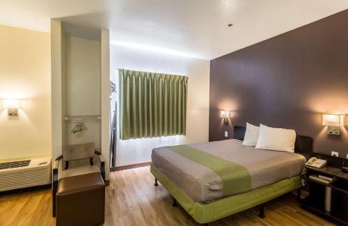 McAllen Hotel | Studio 6-Mcallen, TX