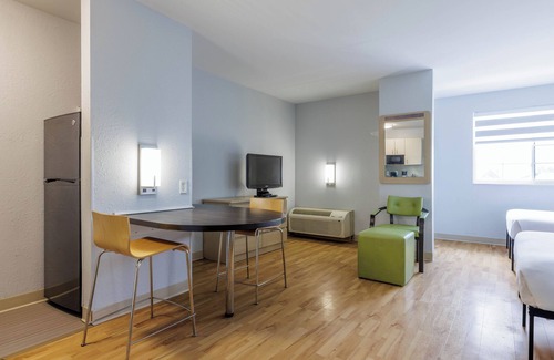 Gateway Hotel | Studio 6 Mississauga, ON - Toronto