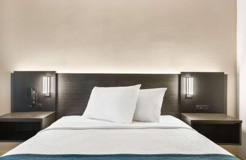 Mountlake Terrace Hotel | Studio 6-Mountlake Terrace, WA - Seattle
