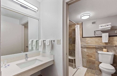 Pecos Hotel | Studio 6 Pecos, Tx