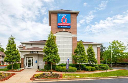 Roswell Hotel | Studio 6-Roswell, GA - Atlanta
