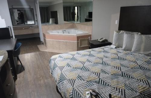 Hinesville Hotel | Studio 6 Suites Hinesville, GA