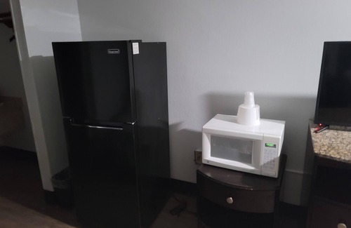 Hinesville Hotel | Studio 6 Suites Hinesville, GA